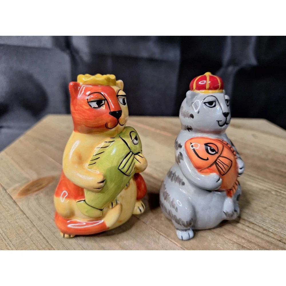 Vintage Ursula Dodge Ceramic Cat Salt and Pepper Shakers Set with Fish